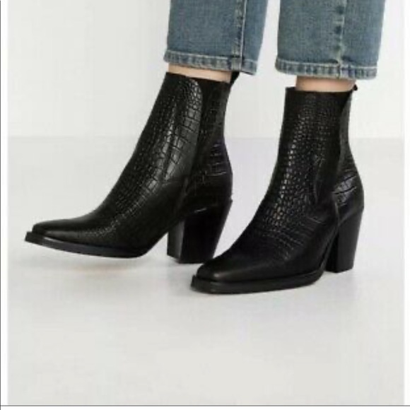 Topshop Shoes - Topshop Mason Crocodile Effect Chelsea Boots 38/8